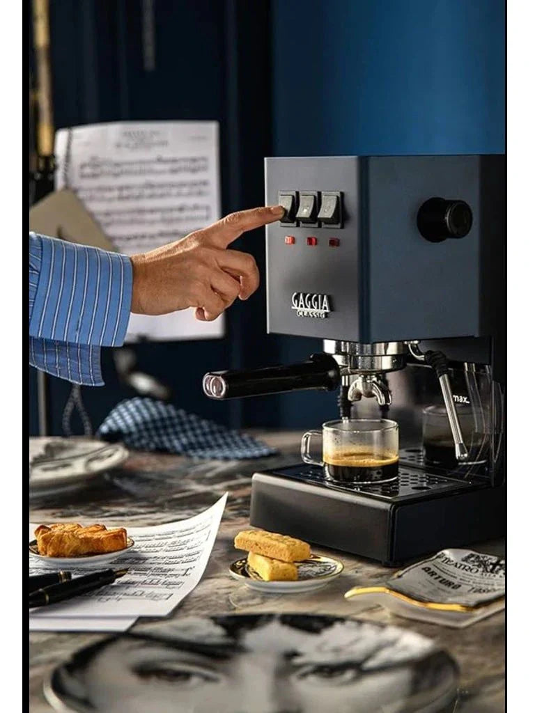 Gaggia Classic Evo : The Ultimate Espresso Machine for Home Baristas